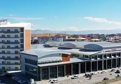 Ağrı Eğitim ve Araştırma Hastanesi'nde Bir Günde 5 Bin 17 Hasta