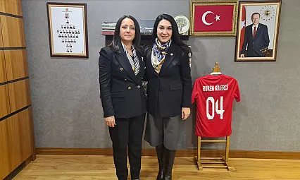 Burdur Valisi Ağrılı Tülay Baydar Bilgihan'dan TBMM'de Ziyaret