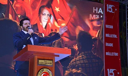 Savcı Sayan'dan Sert Mesaj: 'Elbiseyi Askıya Astım, Uyan Giyer!'