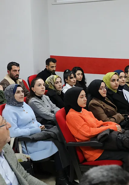 Ağrı'da aday öğretmenlere mesaj: 'Kapımız her zaman açık'