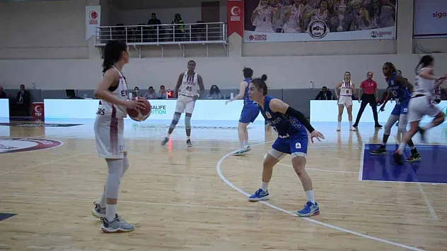 Kadınlar Basketbol Süper Ligi: Elazığ İl Özel İdare: 84 - Bursa Büyükşehir Belediyespor: 74
