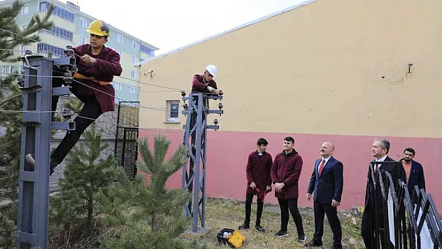 Ağrı 'da meslek lisesine 3,2 milyon TL makine ve araç-gereç alınacak
