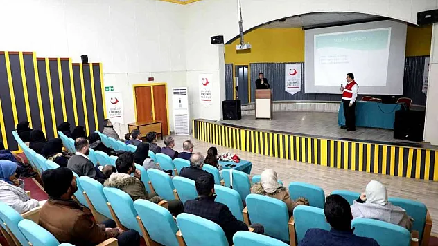 Ağrı'da ikamet eden yabancı uyruklulara 'sosyal uyum ve yaşam eğitimi'