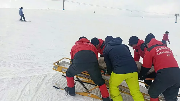 Bingöl'de JAK timleri, 135 kişinin imdadına yetişti
