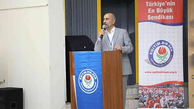 Eğitim Bir-Sen Ağrı Şube Başkanlığına Süleyman Gümüşer seçildi
