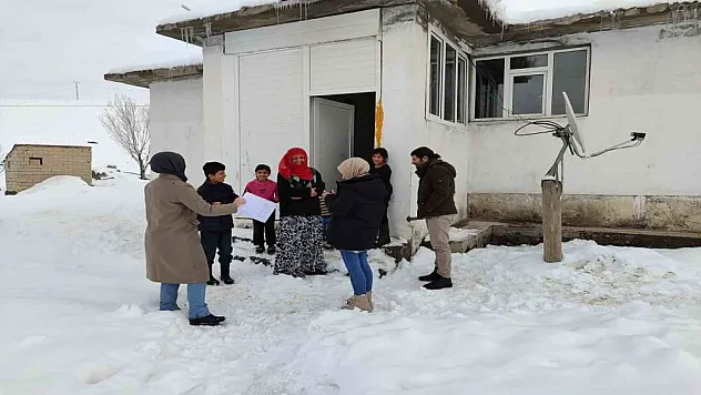 Ağrı'da 25 bin 653 öğrenci ailesi ziyaret edildi
