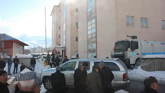 Hakkari'de silahlı kavga: 1 ölü, 6 yaralı
