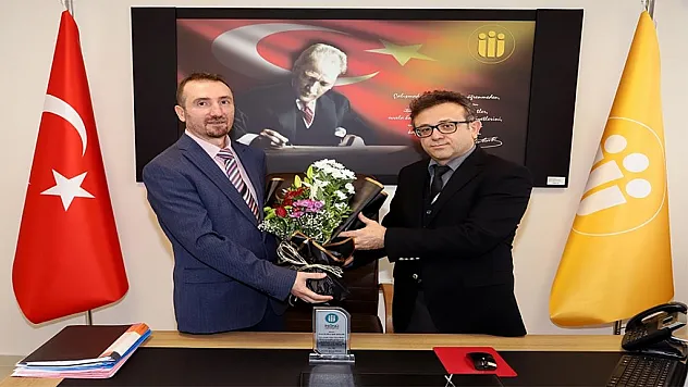 İNUZEM'de görev değişimi
