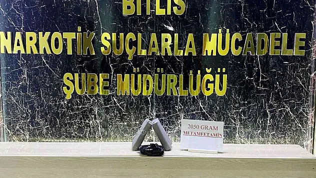 Bitlis'te 3 kilo 50 gram metanfetamin ele geçirildi

