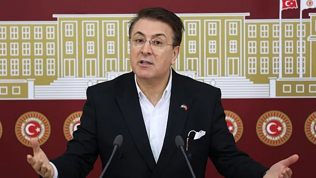 Aydemir: 'Yüce Milletimiz zirvelere yürüyor'
