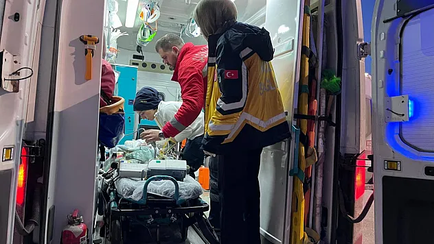 Ağrı'da 5 Aylık Bebek Uçak Ambulansla Ankara'ya Sevk Edildi