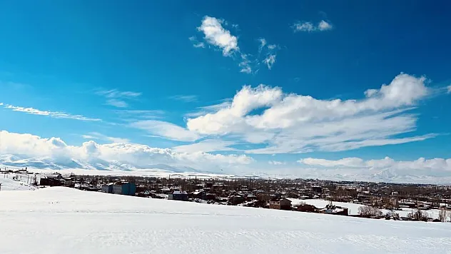 Ağrı'da tabloları aratmayan kar manzarası