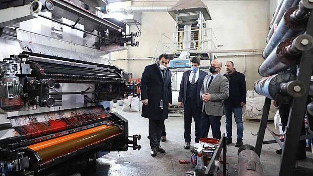 Ağrı Valisi Varol'dan KOBİ Merkezine ziyaret