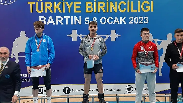 Ağrılı halterci Yusuf Ülker, Türkiye şampiyonu oldu
