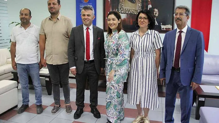 Azeri şarkıcı kardeşine karaciğerini verdi
