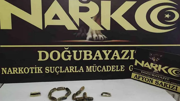 İran uyruklu şahsın midesinden 55 kapsül afyon sakızı ele geçirildi
