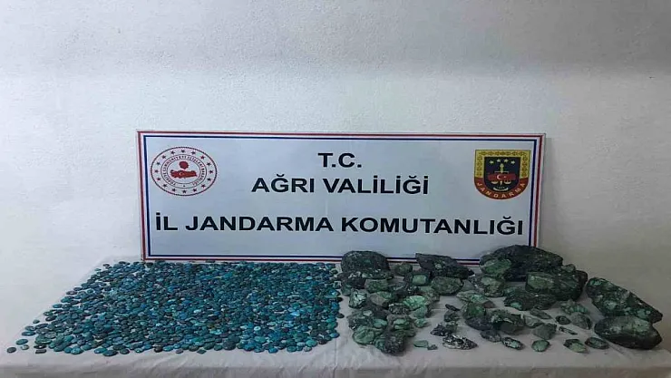 Ağrı'da 1 milyon 137 bin lira değerinde taş ele geçirildi