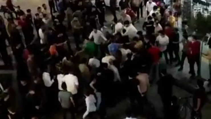 Van'da taciz iddiasına meydan dayağı
