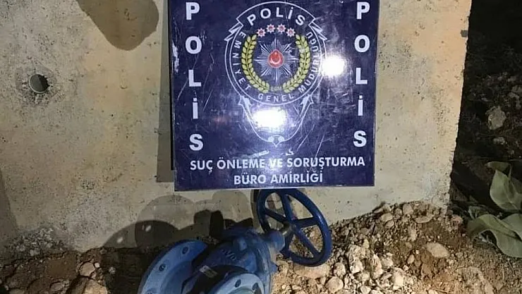 200 bin TL değerindeki kırıcıyı çaldılar
