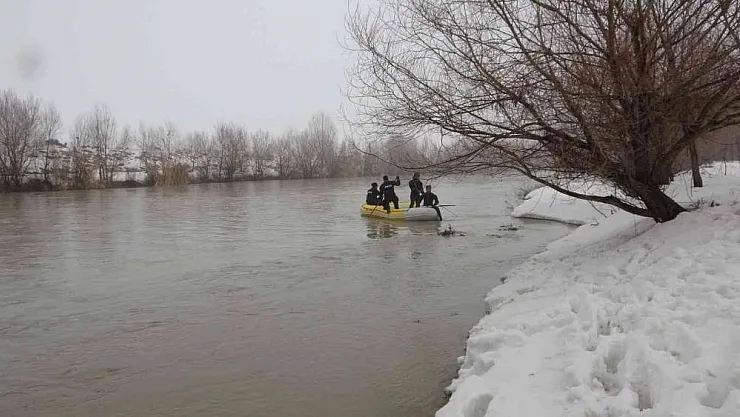 Muş'ta Karasu Nehri'ne düşen Yağmur için çalışmalara 6. günde de ara verildi
