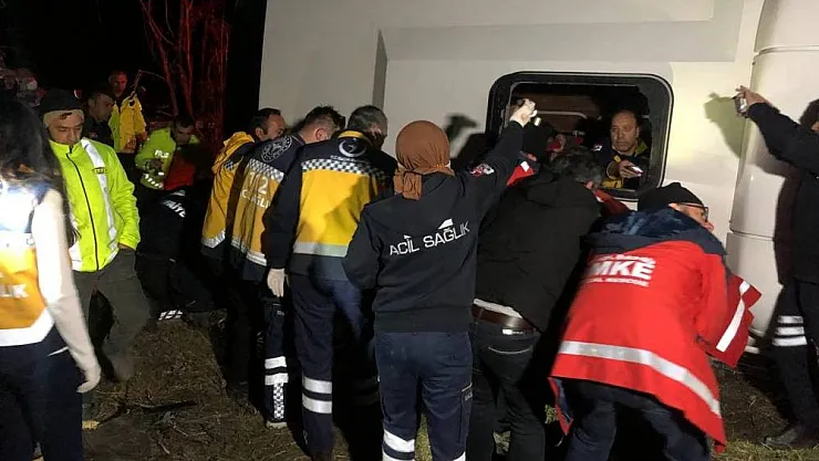 Erzincan'daki otobüs kazasında ölü sayısı 2'e yükseldi