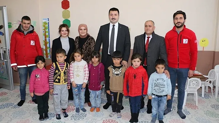 Kaymakam Karali köy okullarını ziyaret etti
