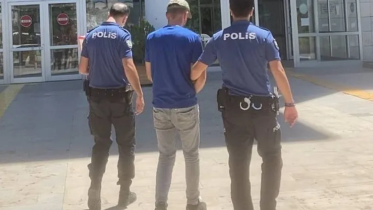 10 suç kaydı bulunan şüpheli hırsızlık yapınca yakayı ele verdi
