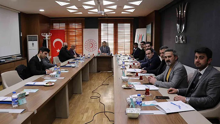 Van'da konaklama sektörü bir araya geldi
