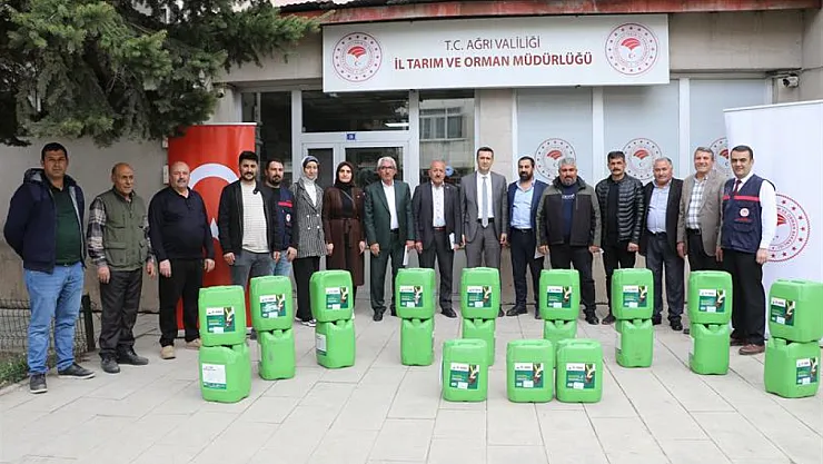 Ağrı'da Çiftçilere Organik Toprak Düzenleyici Desteği