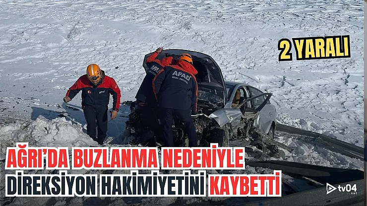 Ağrı'da Gizli Buzlanma Nedeniyle Otomobil Şarampole Yuvarlandı: 2 Yaralı