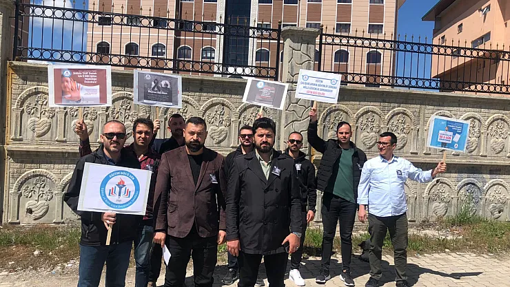 Ağrı'da öğretmenler 'şiddete dur' dedi!
