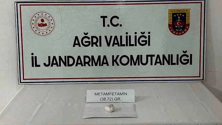 Ağrı'da uyuşturucu operasyonunda 4 kişi gözaltına alındı