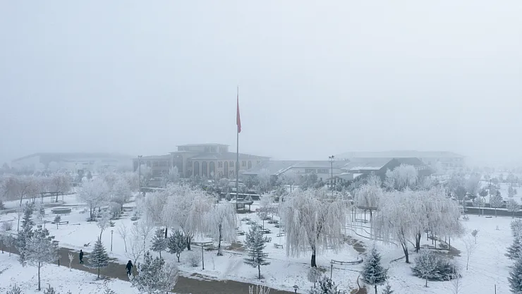 Ağrı Dün Gece Eksi 18 ile En Soğuk İl Oldu