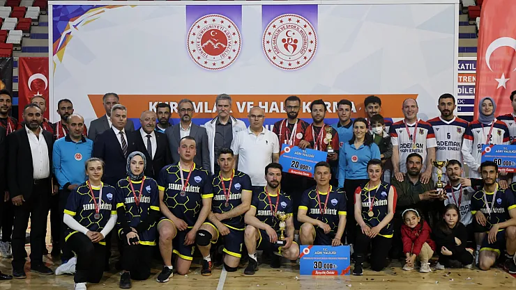 Ağrı'nın En Büyük Voleybol Turnuvasında Şampiyon: Ağrı Adalet Takımı Oldu
