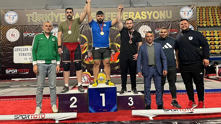 Ağrılı Salih Mesci Halterde Türkiye İkincisi Oldu!