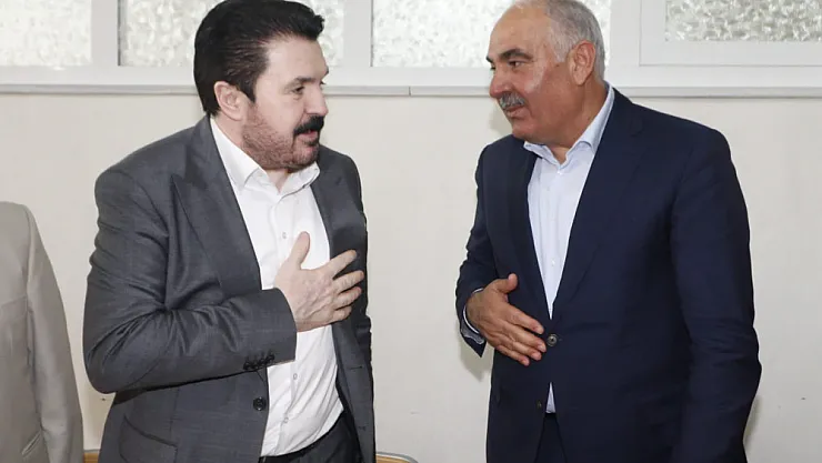 Başkan Sayan, Uçar ailesine taziye ziyaretinde bulundu