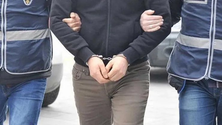 CHP'li Belediyelerde Deprem: 16 Belediye Başkanı Tutuklandı, Soruşturmalar Derinleşiyor