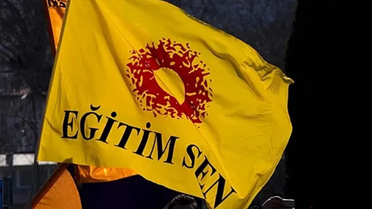 Eğitim Sen Ağrı Şubesi'nden Öğrenci İntiharlarına Dair Basın Açıklaması: 'İntihar Değil Mücadele'