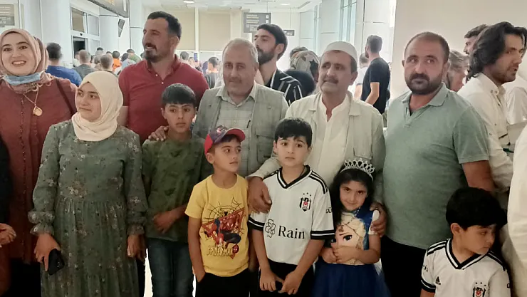 Hac vazifesini tamamlayarak yurda döndüler