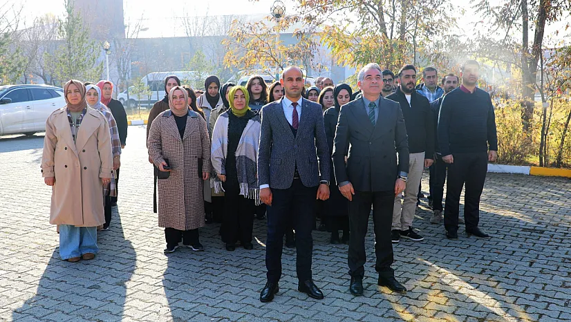 Ağrı'da 10 Kasım: Atatürk, Ebediyete İntikalinin 87'nci Yılında Anıldı