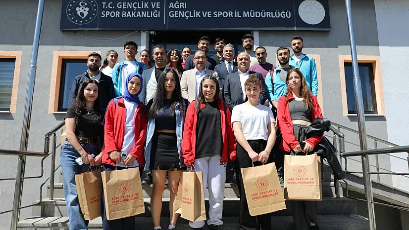 Ağrılı Voleybolcular Bölge Şampiyonalarında Göz Doldurdu