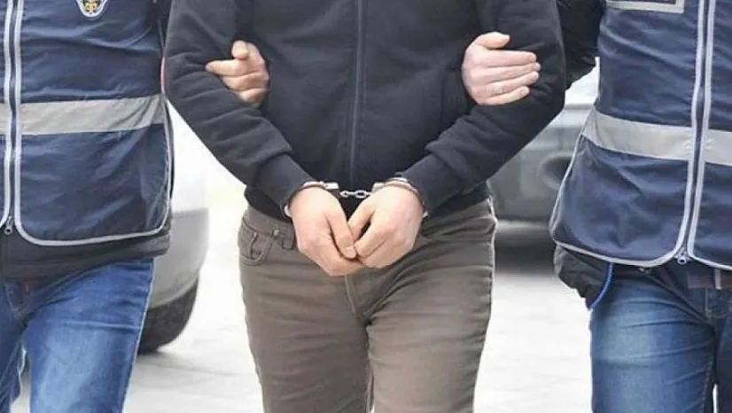 CHP'li Belediyelerde Deprem: 16 Belediye Başkanı Tutuklandı, Soruşturmalar Derinleşiyor