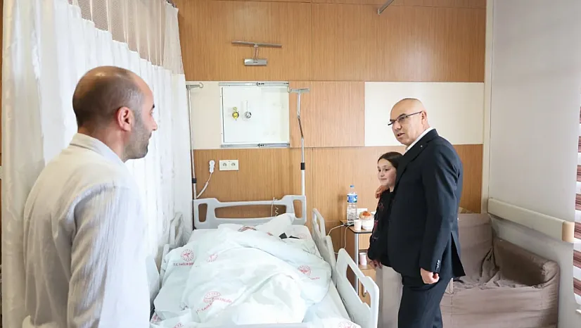 Vali Mustafa Koç'tan Ağrı Eğitim ve Araştırma Hastanesi'ne Anlamlı Ziyaret