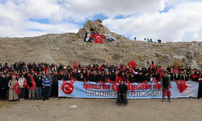 Ağrı'da 3'üncü Diyadin Kanyonu Yürüyüşü Rekor Katılımla Tamamlandı