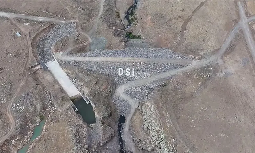 Ağrı'da Taşlıçay Derecek Barajı'nda Su Tutulmaya Başlandı