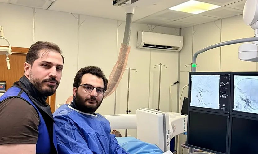 Ağrı Eğitim ve Araştırma Hastanesi'nde Bir İlk: İleri Beyin Anjiyografisi Başarısı